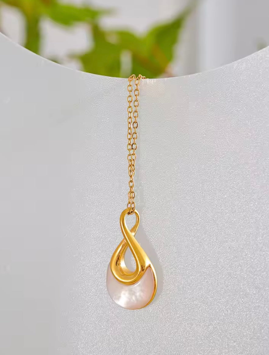 Nacar Stainless Steel Necklace