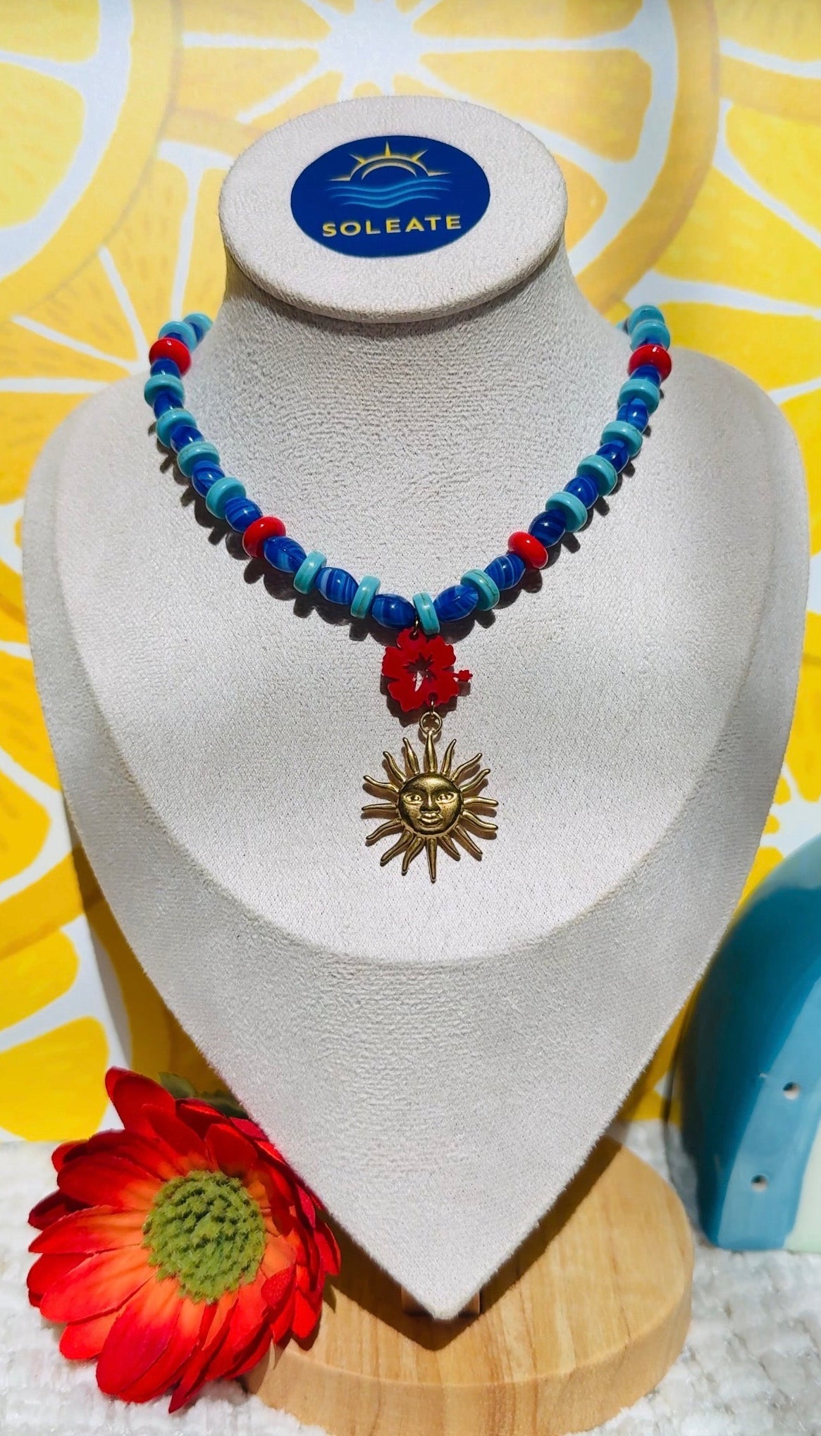 Maga Flower Necklace