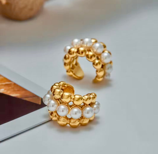 Elizabeth Taylor Ear Cuff