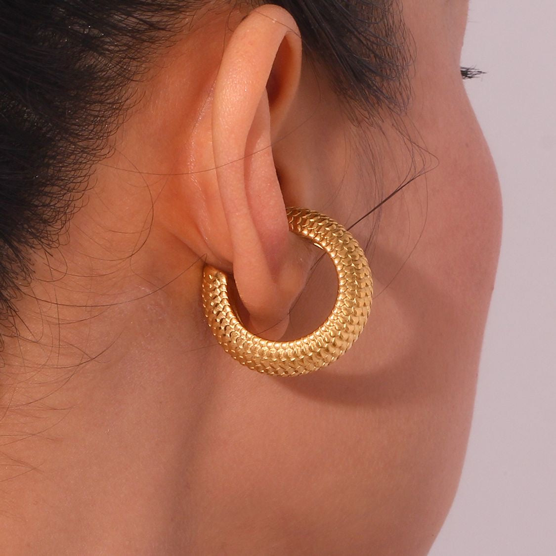 Chunky Glam Ear Cuff